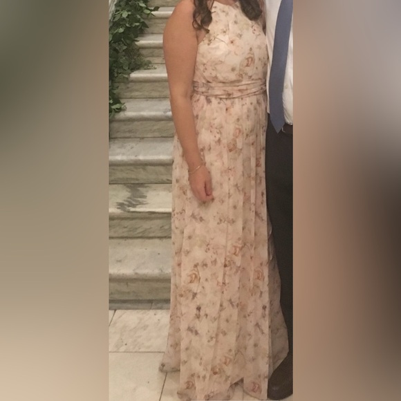 Donna Morgan Women's Alana Floral Halter Gown - Picture 4 of 10